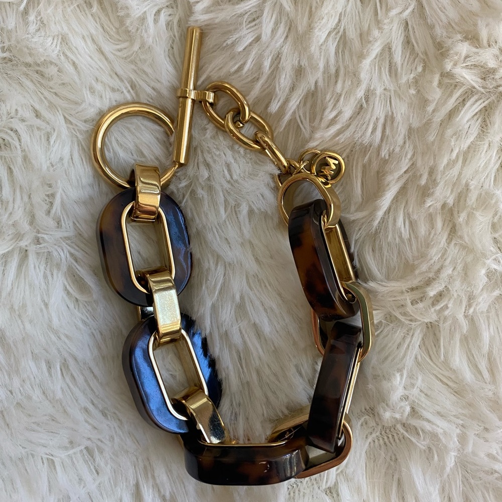 Vintage Michael Kors Chunky Bracelet with Tortoise and Gold Closure ✨